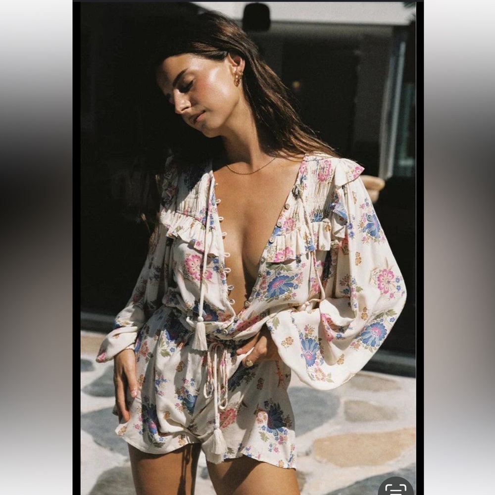 Spell Ruffle V-Neck Romper size medium